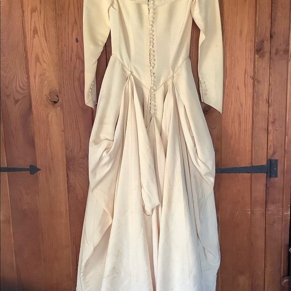TRUE VINTAGE WEDDING DRESS, 1940s-1950s - Picture 4 of 13